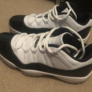 Jordan 11/XI Low Iridescent (2018) - Size 11.5